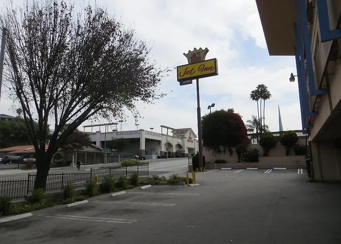 Jet Inn